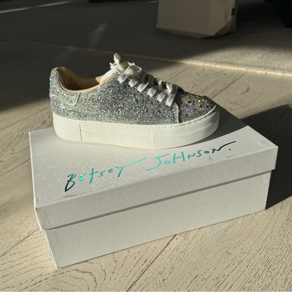 Betsey Johnson Sidney Sneaker in Rhinestone, Size 7 New in Box